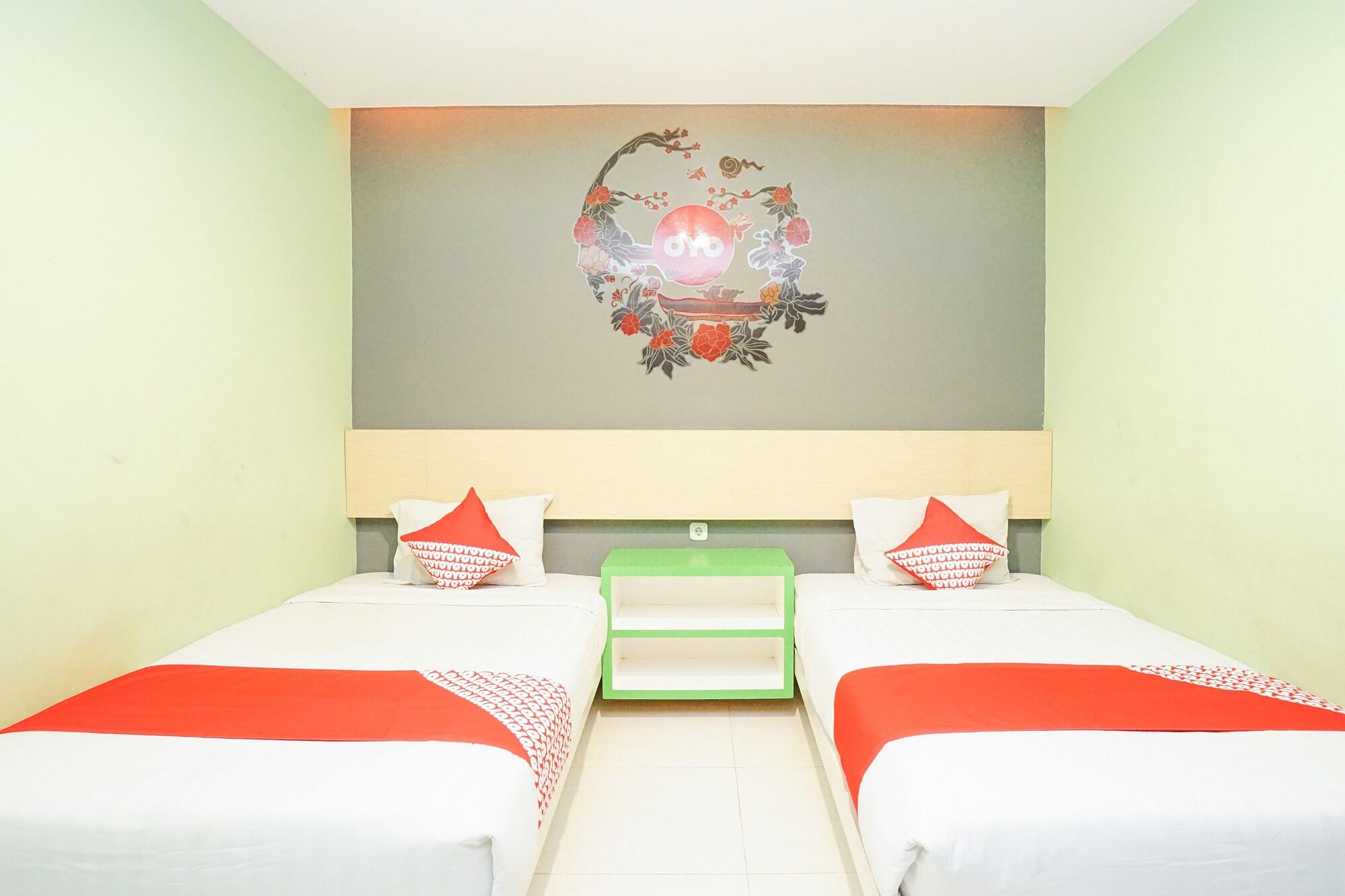 Oyo 277 Rukotel Near Rsu Adi Husada Undaan Kota Surabaya Luaran gambar