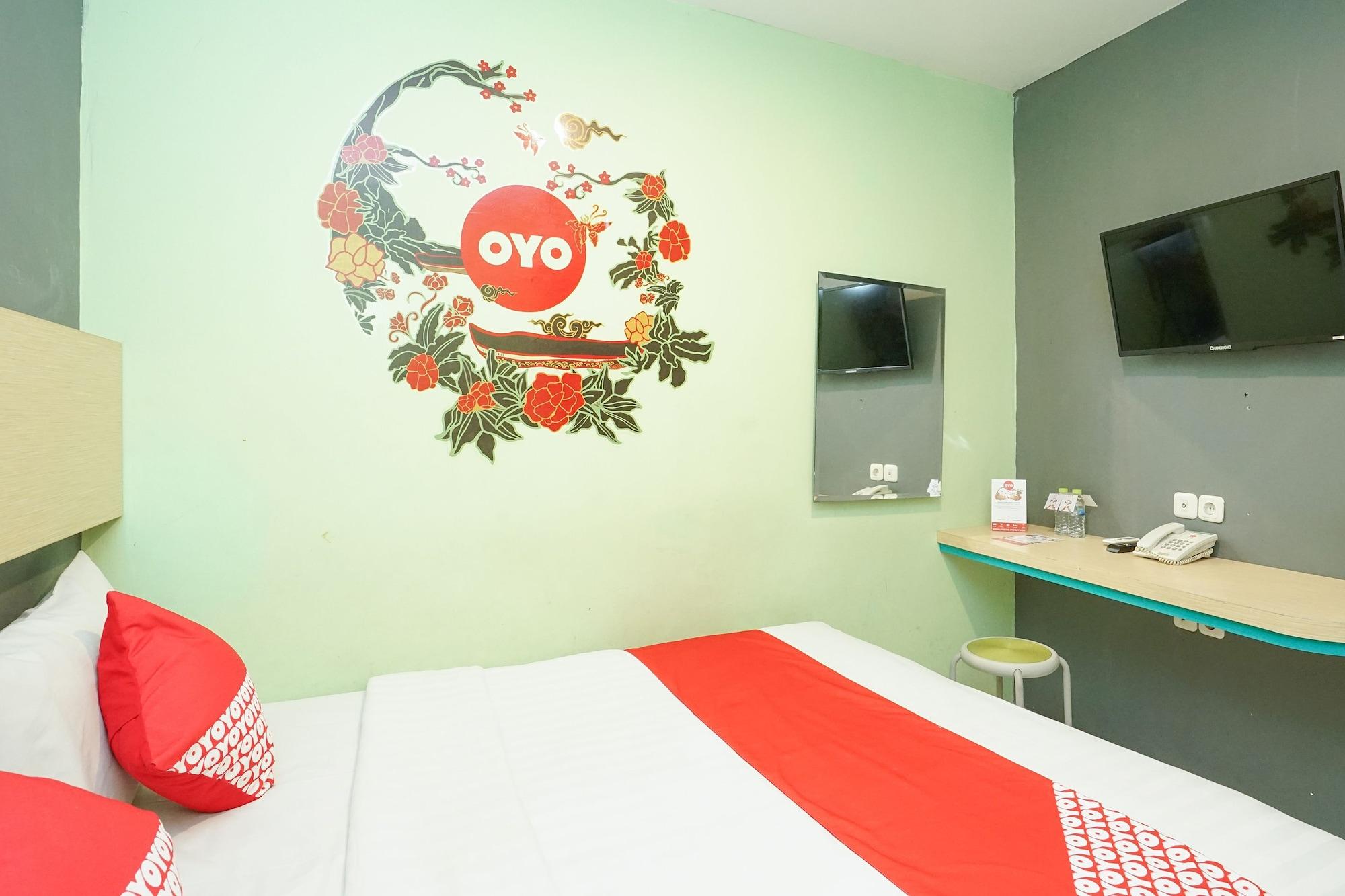 Oyo 277 Rukotel Near Rsu Adi Husada Undaan Kota Surabaya Luaran gambar