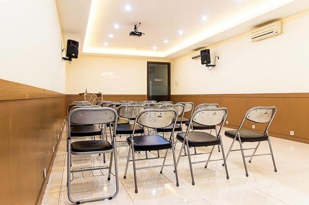 Oyo 277 Rukotel Near Rsu Adi Husada Undaan Kota Surabaya Luaran gambar