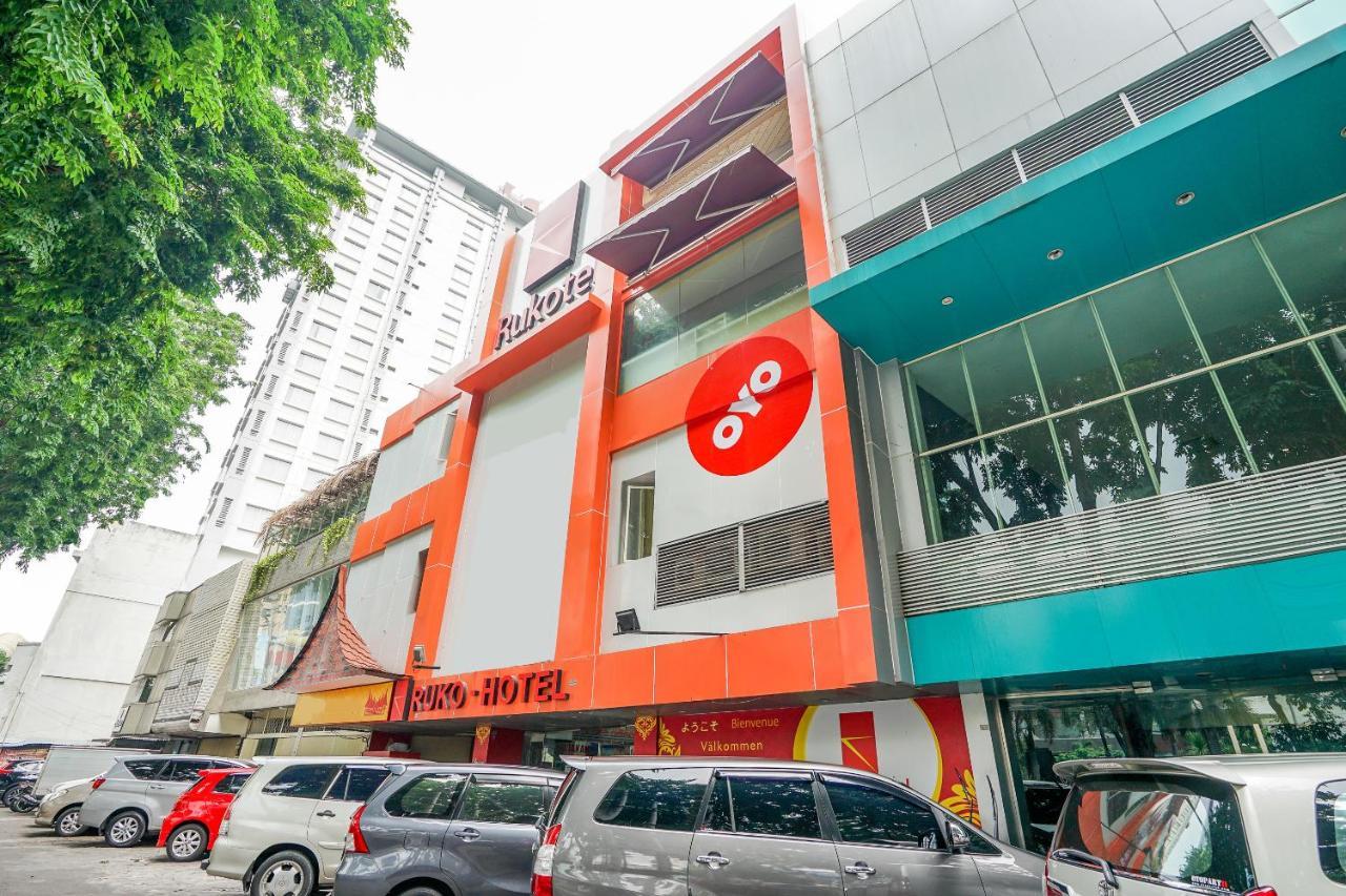 Oyo 277 Rukotel Near Rsu Adi Husada Undaan Kota Surabaya Luaran gambar